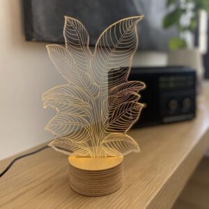 מנורת אווירה בצורת הליקוניה